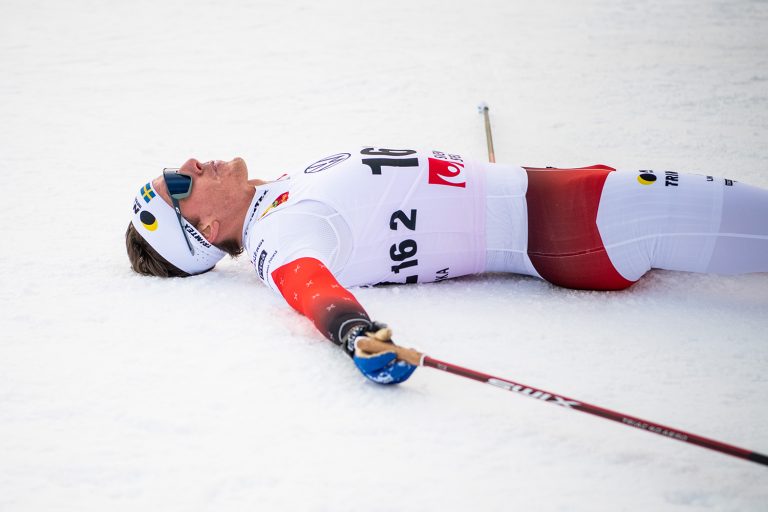 Efter målgång i skidloppet över 15 km fristil den 22 november 2020 i Bruksvallarna.
Foto: Johanna Lundberg / BILDBYRÅN